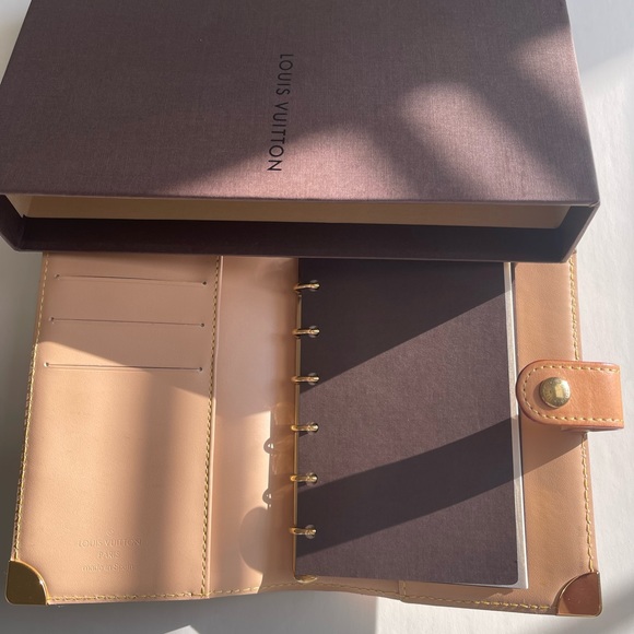 *Authentic* Louis Vuitton Agenda/Planner A6 MultiColor White - Picture 4 of 8